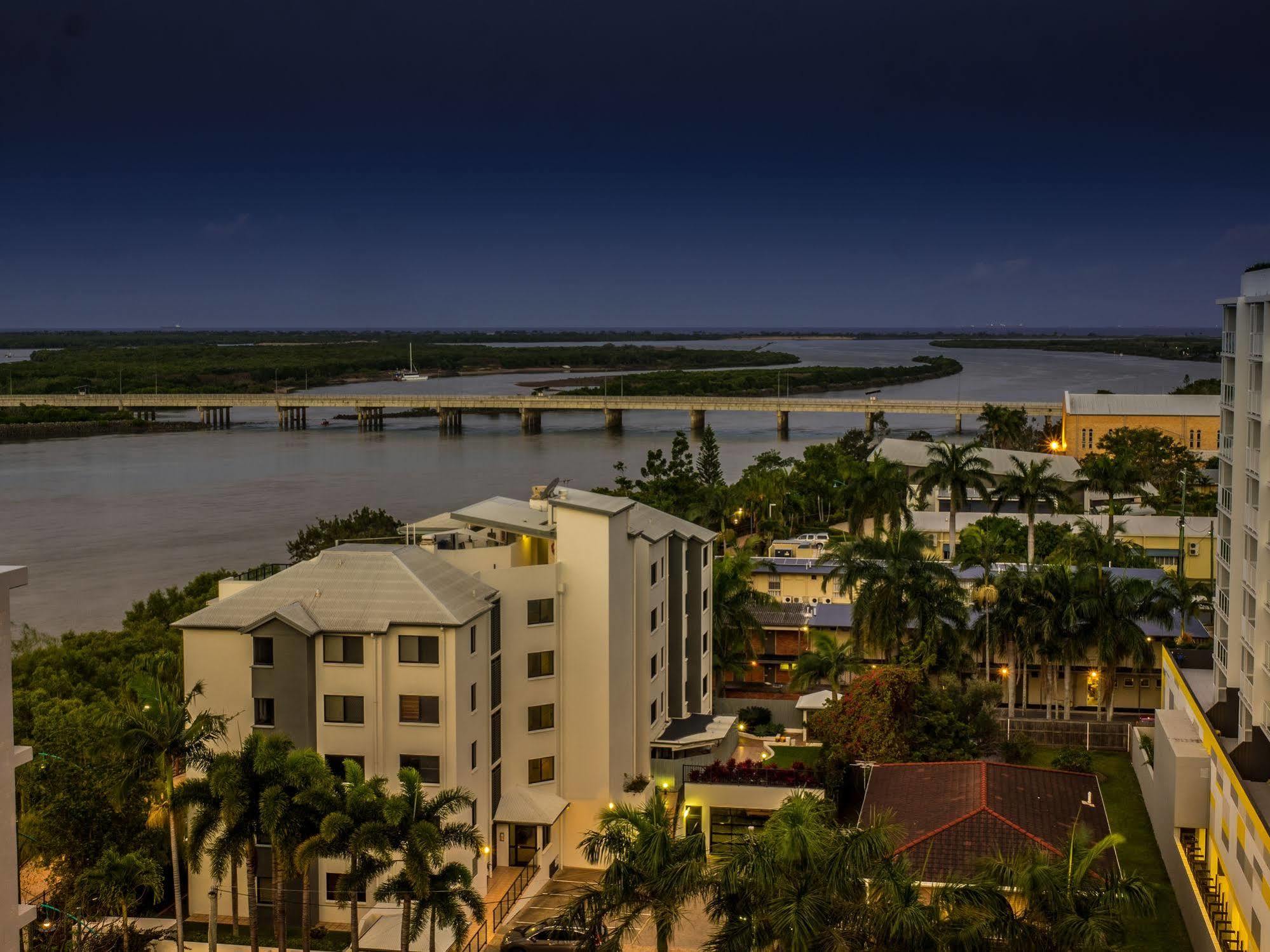 Lanai Riverside Apartments Mackay Eksteriør bilde
