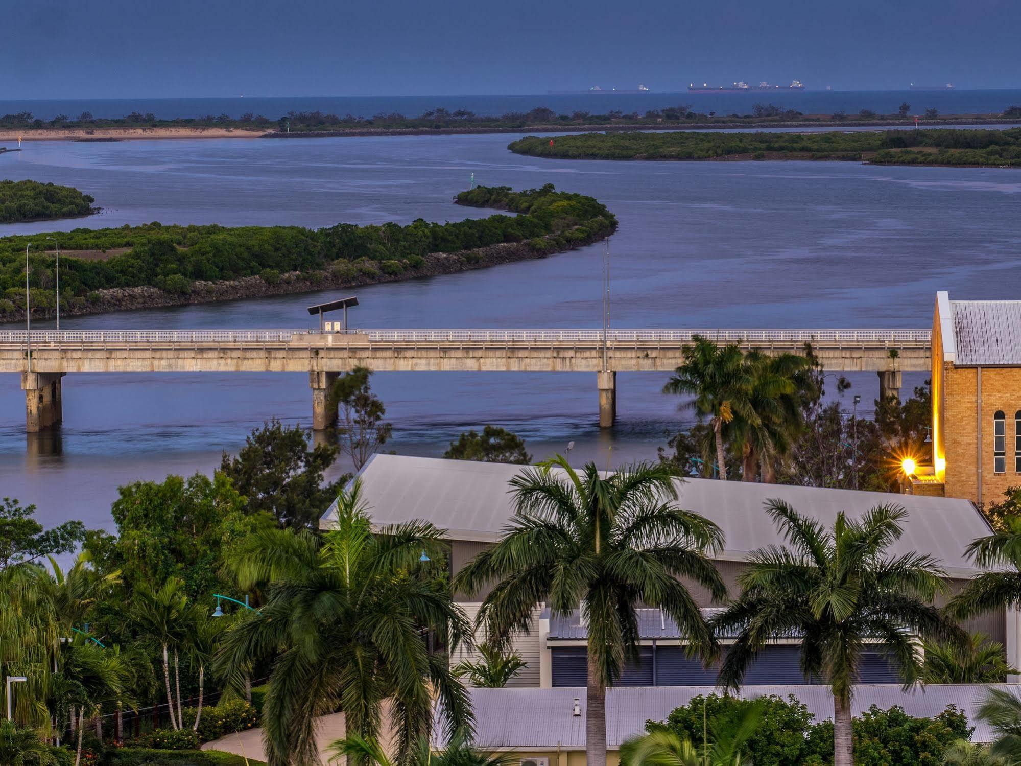 Lanai Riverside Apartments Mackay Eksteriør bilde